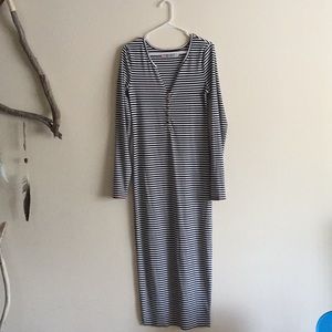 Striped fitted maxi dress